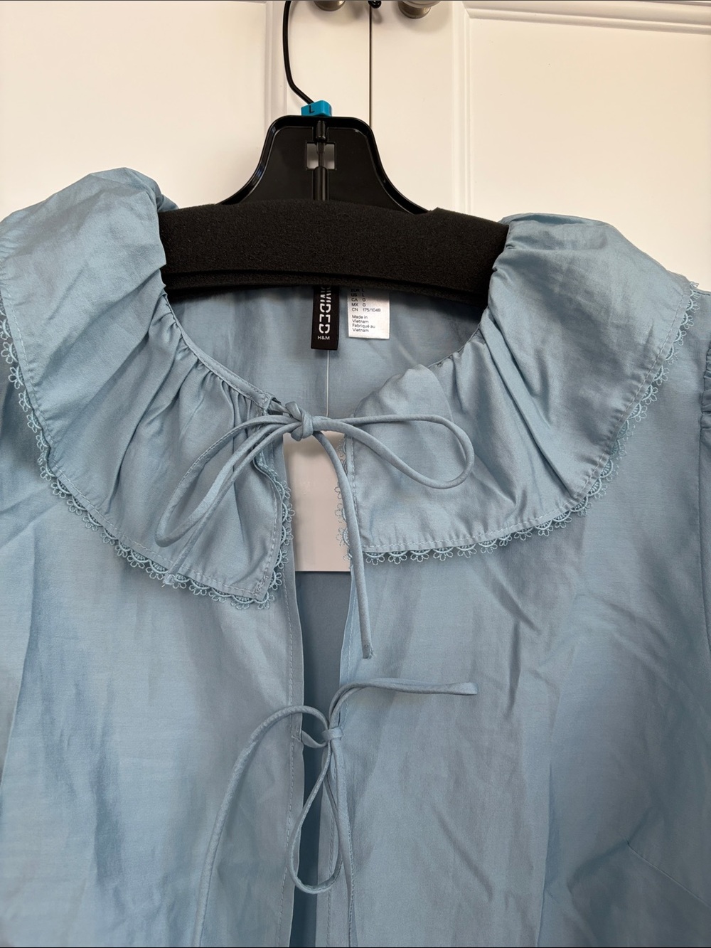 H&M Light Blue Ruffle Collar Tie-Front Blouse, nwt - Picture 4 of 17